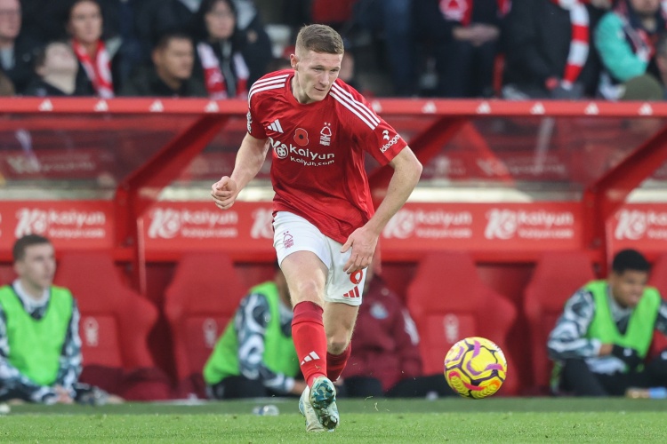 世界杯赛事官网app下载-镜报：曼城相信他们已在安德森竞争战胜出，有信心6500万镑签下